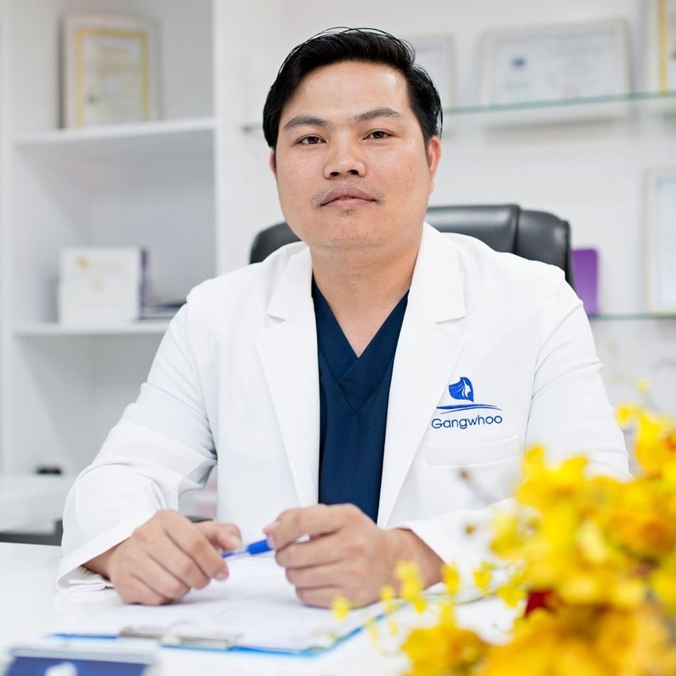 Bác sĩ Phùng Mạnh Cường – độ phủ mạng xã hội cao, gắn với Gangwhoo và các ca sửa thẩm mỹ hỏng.